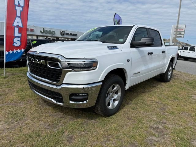 New 2026 RAM 1500 4x4 Crew Cab image 3