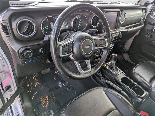 Used 2023 Jeep Wrangler Unlimited Sahara w/ Cold Weather Group AWD/4WD image 10
