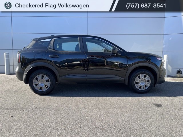 Used 2025 Nissan Kicks S image 5