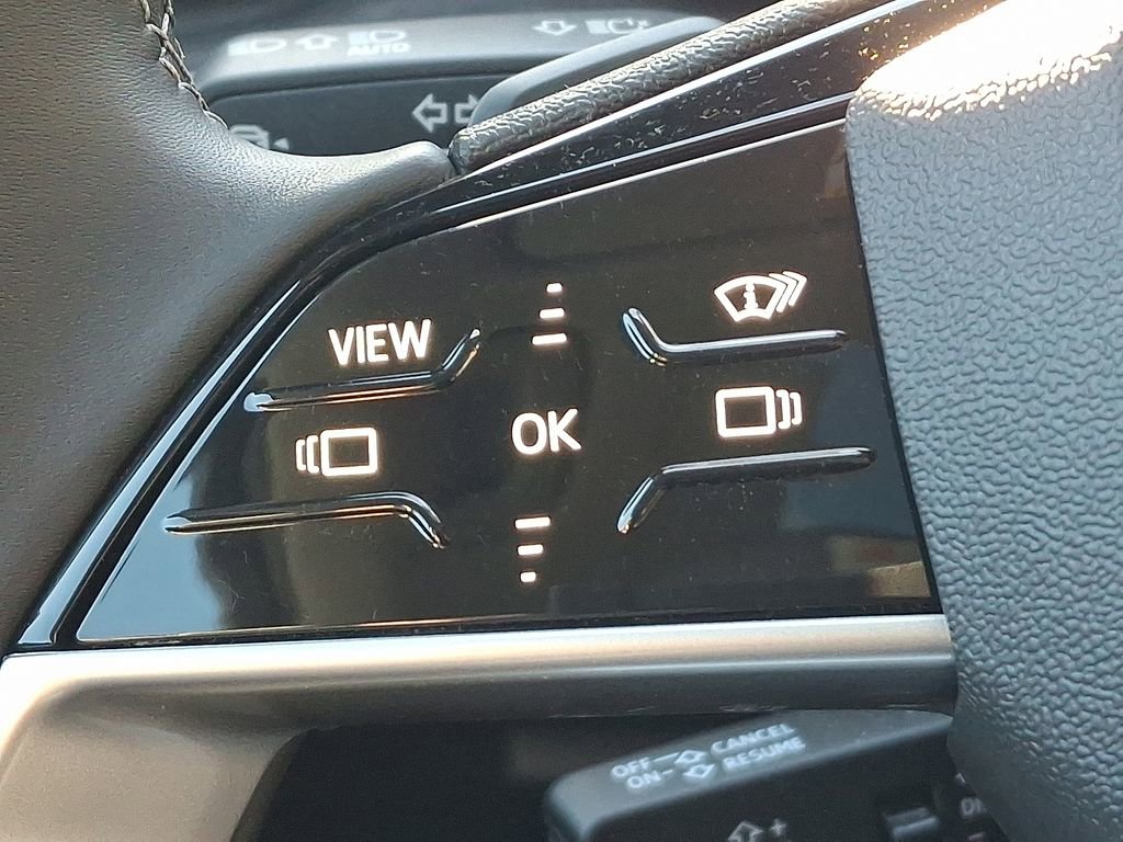 Certified 2025 Audi Q5 Premium Plus image 22