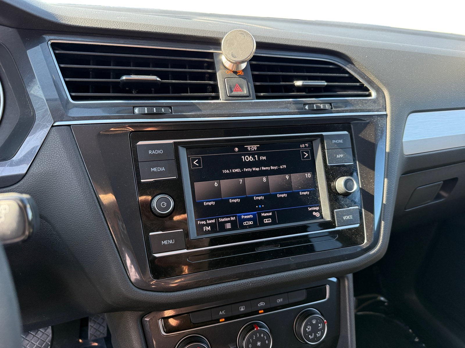 Certified 2021 Volkswagen Tiguan S FWD image 12