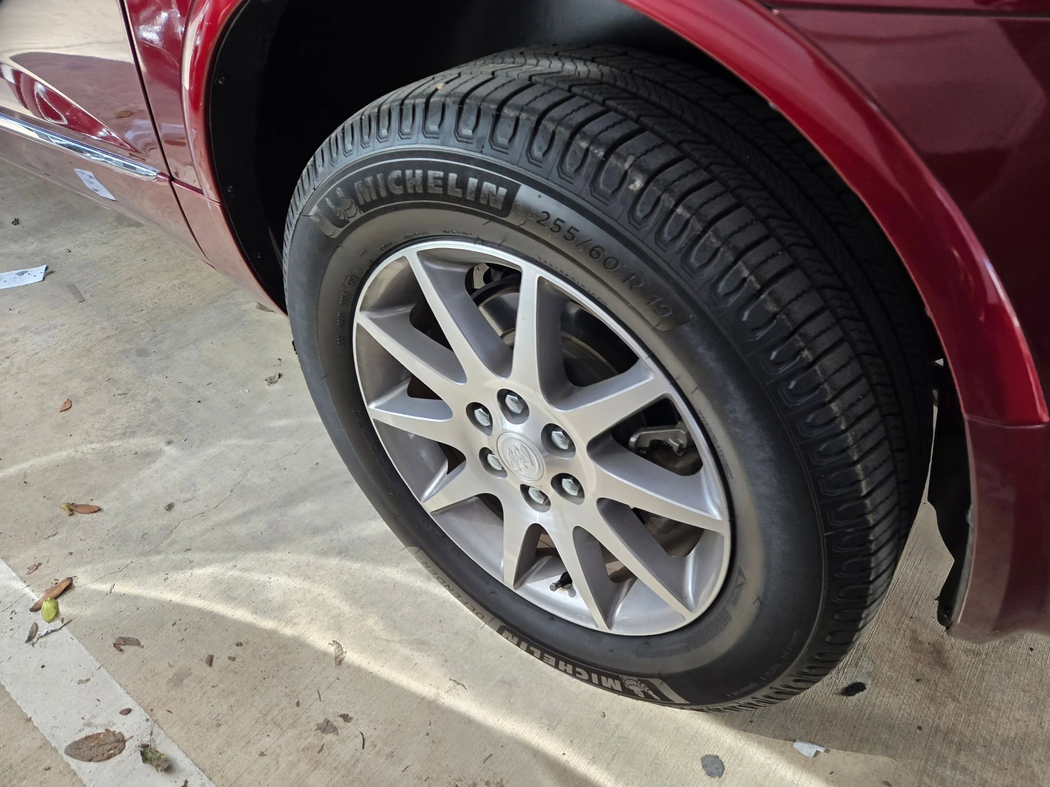 Used 2016 Buick Enclave Leather image 9