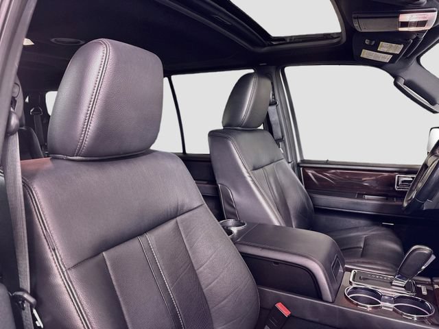 Used 2016 Lincoln Navigator Reserve AWD/4WD image 31