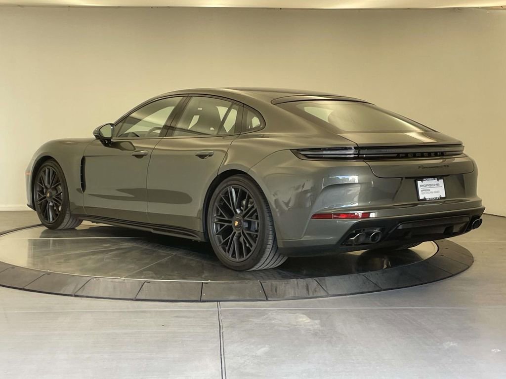 Certified 2025 Porsche Panamera GTS image 3