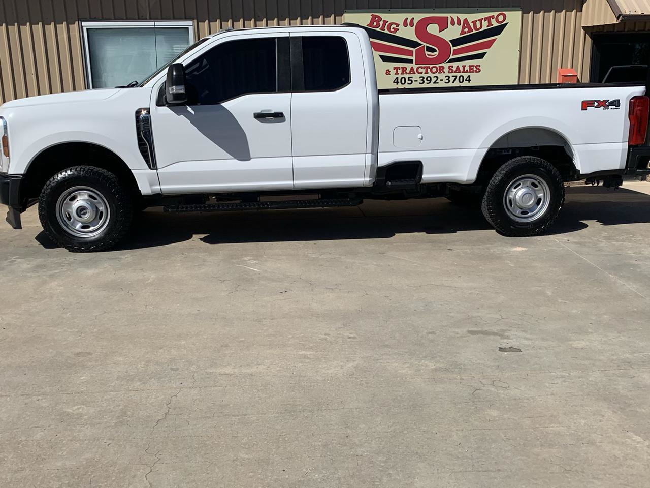 Used 2024 Ford F250 XL w/ XL Driver Assist Package AWD/4WD image 5