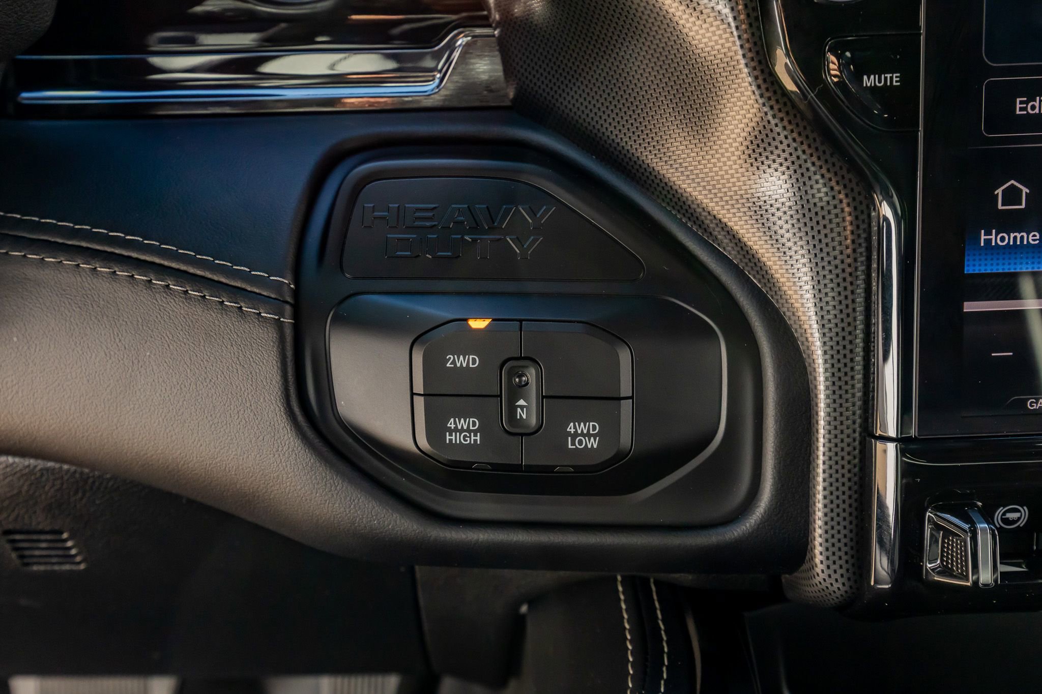 Used 2025 RAM 3500 Limited image 23