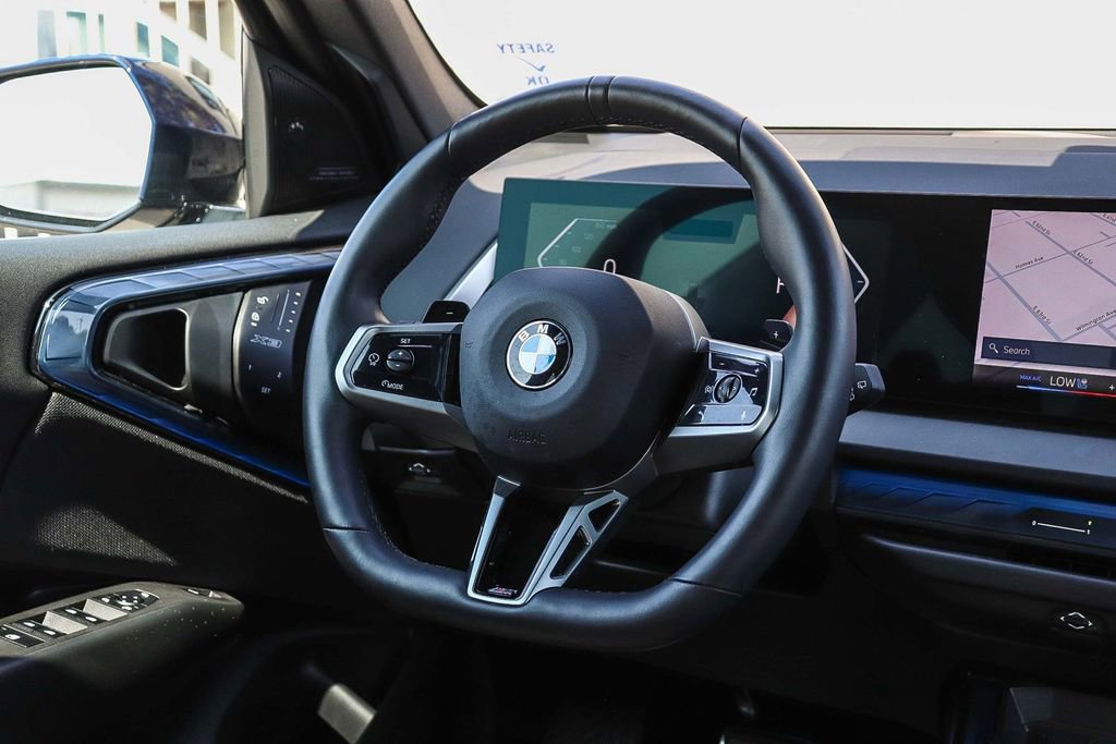 Used 2025 BMW X3 xDrive30i w/ Premium Package image 16