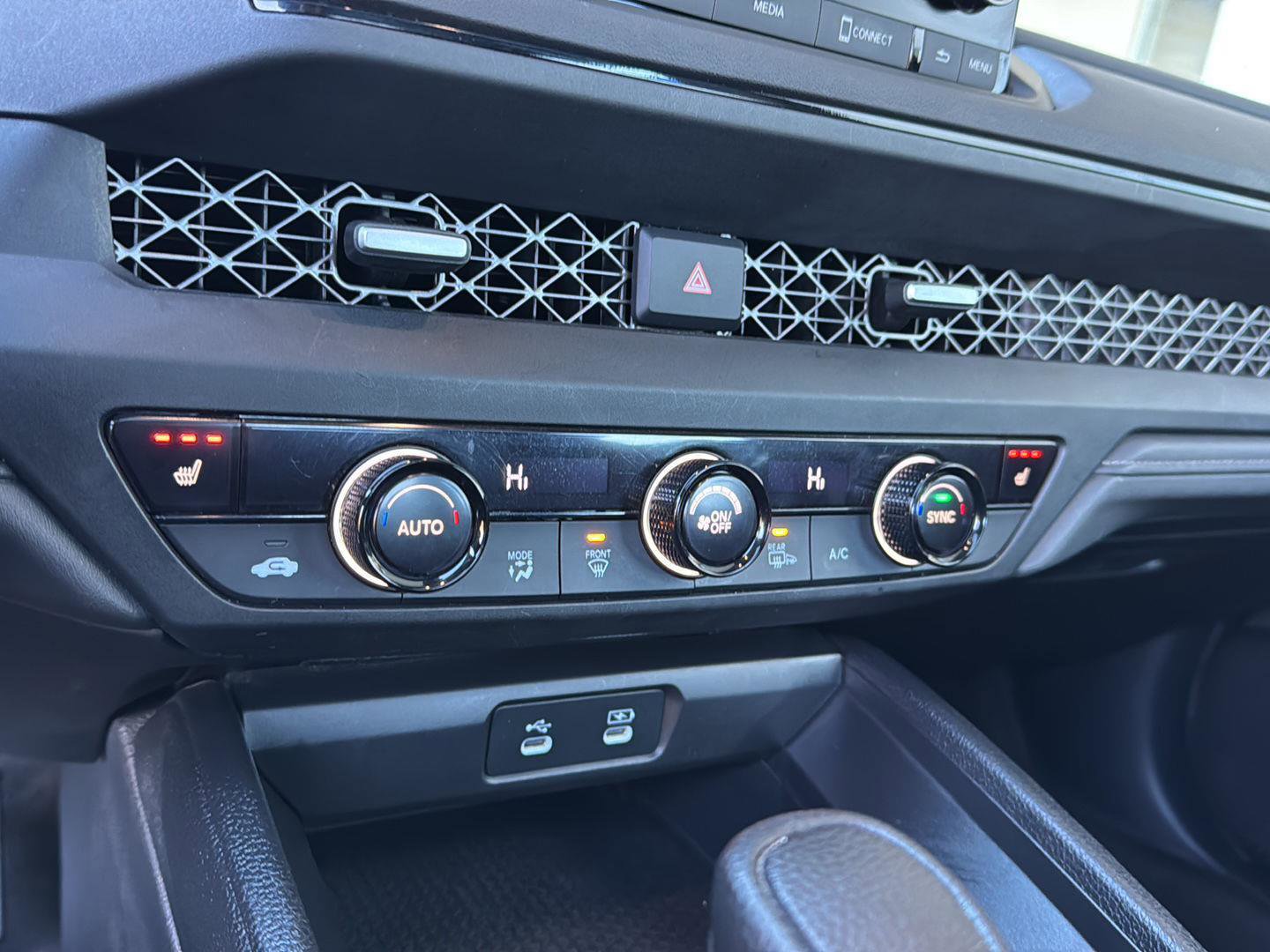 Used 2024 Honda Accord EX image 23