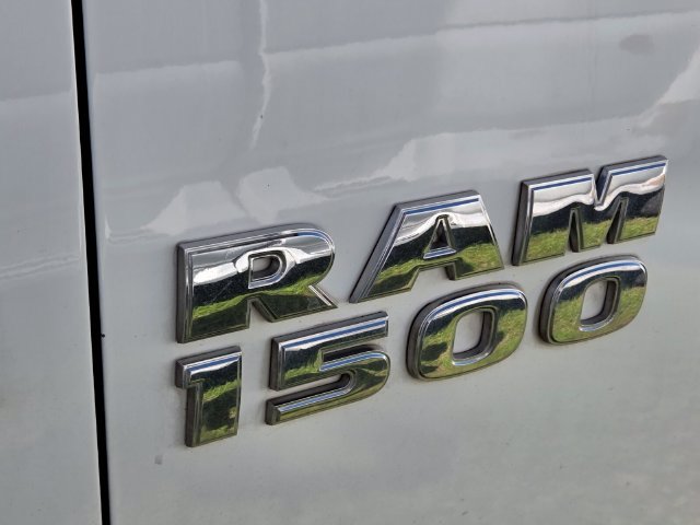 Used 2015 RAM 1500 Laramie w/ Convenience Group AWD/4WD image 5