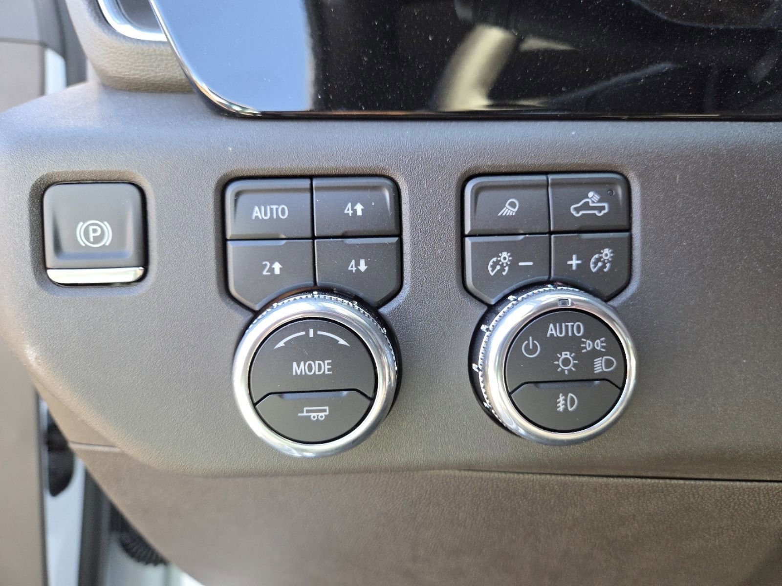 New 2026 GMC Sierra 2500 SLT w/ SLT Premium Package image 35