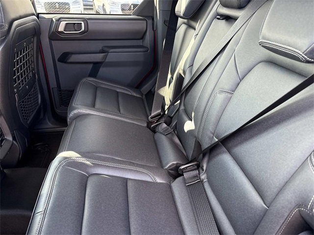 New 2025 Ford Bronco Badlands image 18