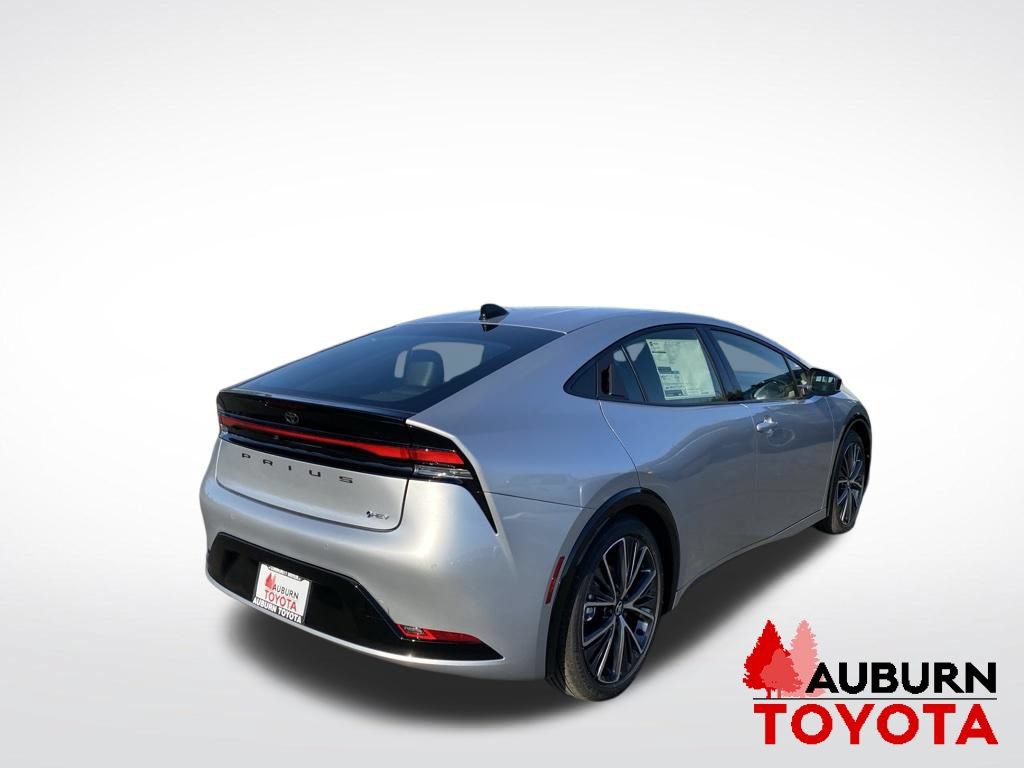 New 2027 Toyota Prius XLE FWD image 7