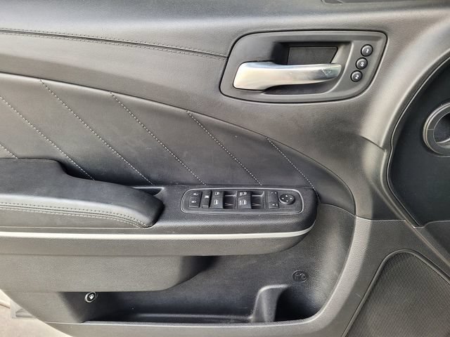Used 2019 Dodge Charger Scat Pack w/ Plus Group RWD image 9