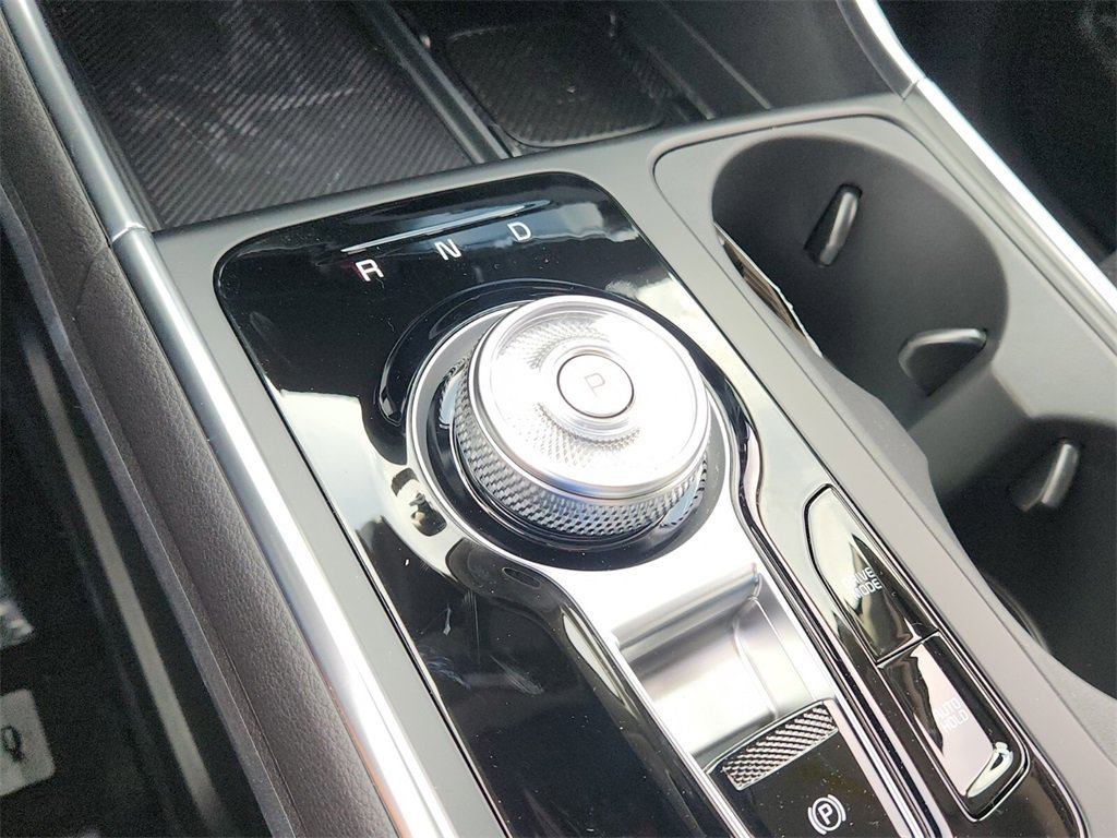 New 2025 Kia Carnival SX Prestige image 12