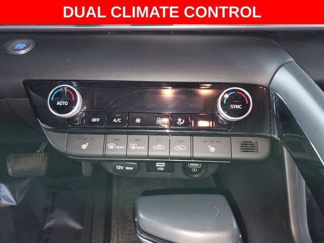 Used 2022 Hyundai Elantra SEL w/ Convenience + Premium Package FWD image 22