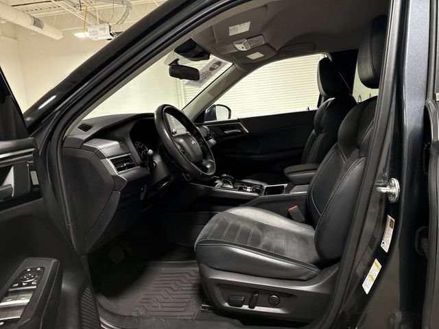 Used 2024 Mitsubishi Outlander SE FWD image 20