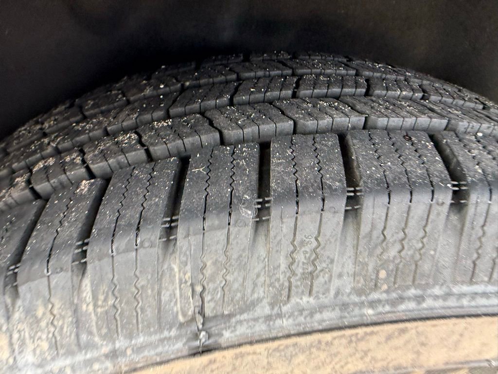 Used 2023 Nissan Murano S FWD image 26