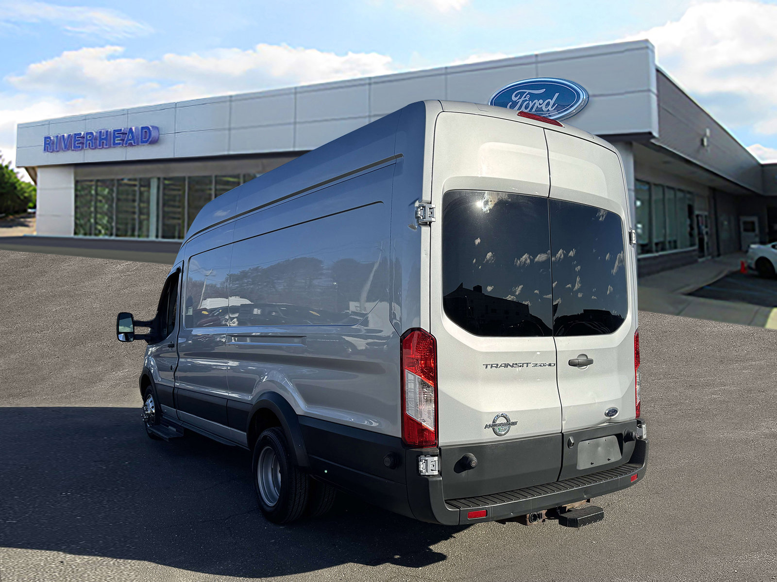 Used 2015 Ford Transit 350 148 High Roof Extended DRW image 5