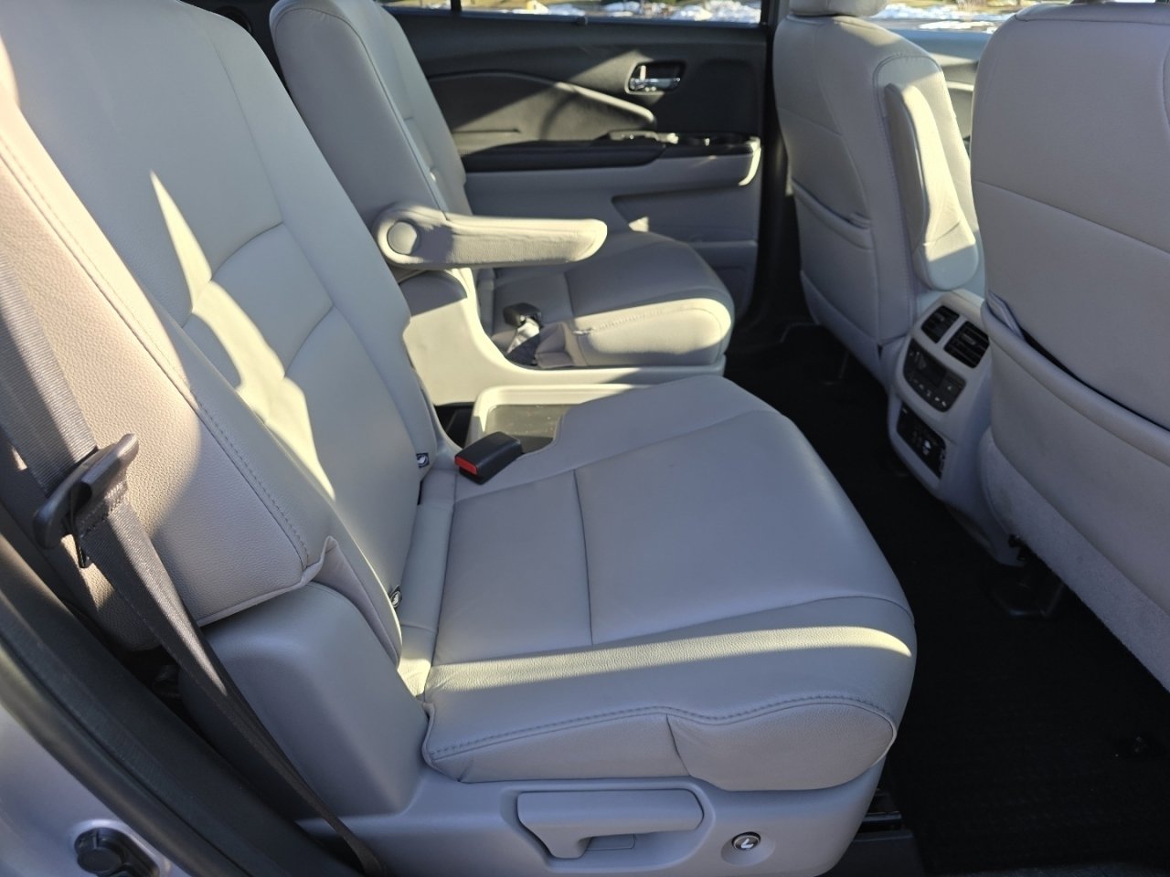 Used 2022 Honda Pilot Touring image 25