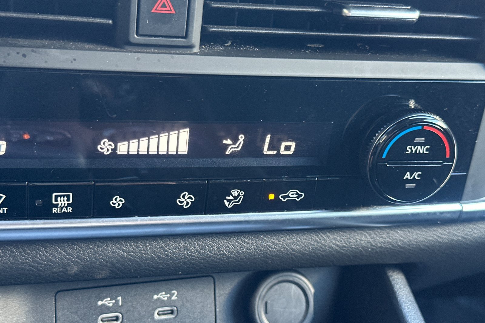 Certified 2024 Nissan Rogue SV AWD/4WD image 30