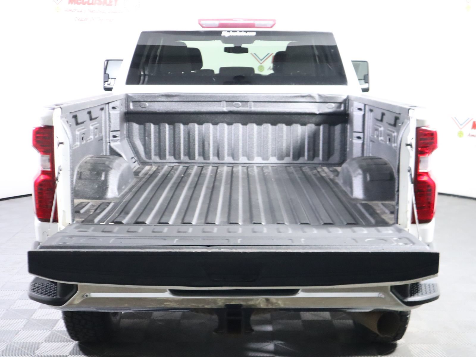Used 2020 Chevrolet Silverado 2500 LT w/ Z71 Off-Road Package image 11