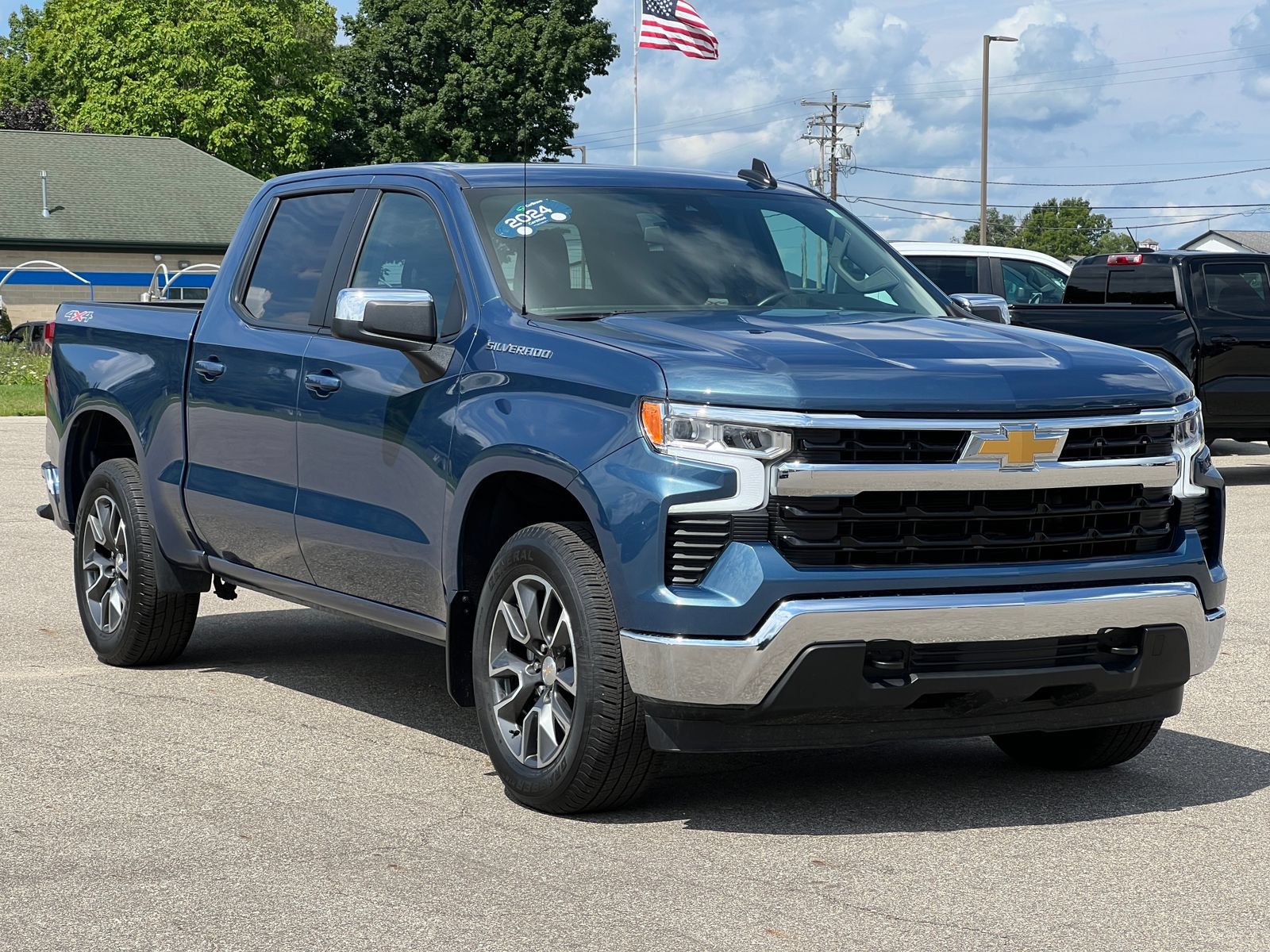 Certified 2024 Chevrolet Silverado 1500 LT AWD/4WD image 41
