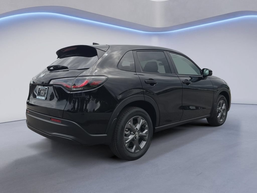 New 2027 Honda HR-V LX image 6