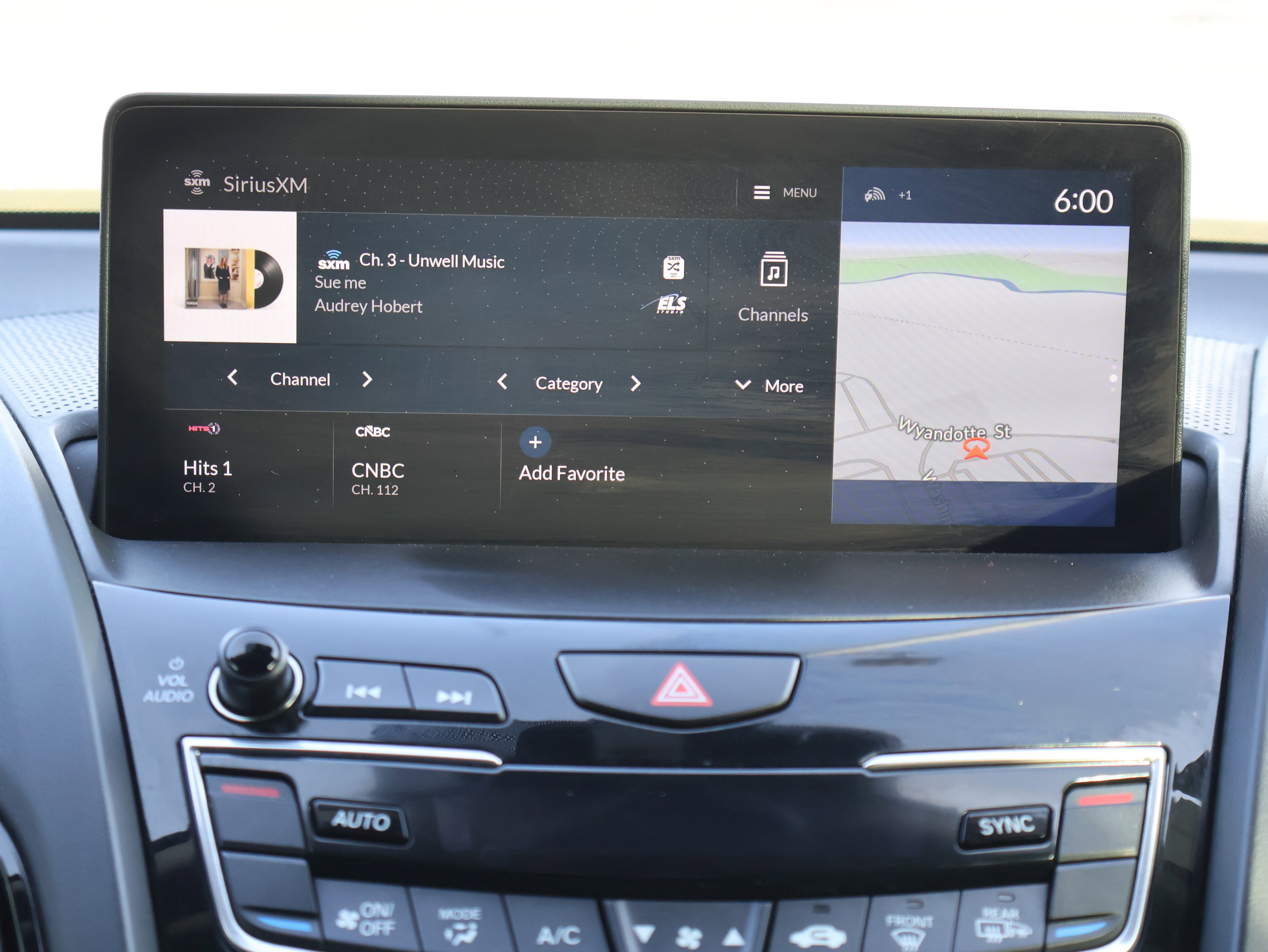 Used 2024 Acura RDX SH-AWD w/ Technology Package image 22