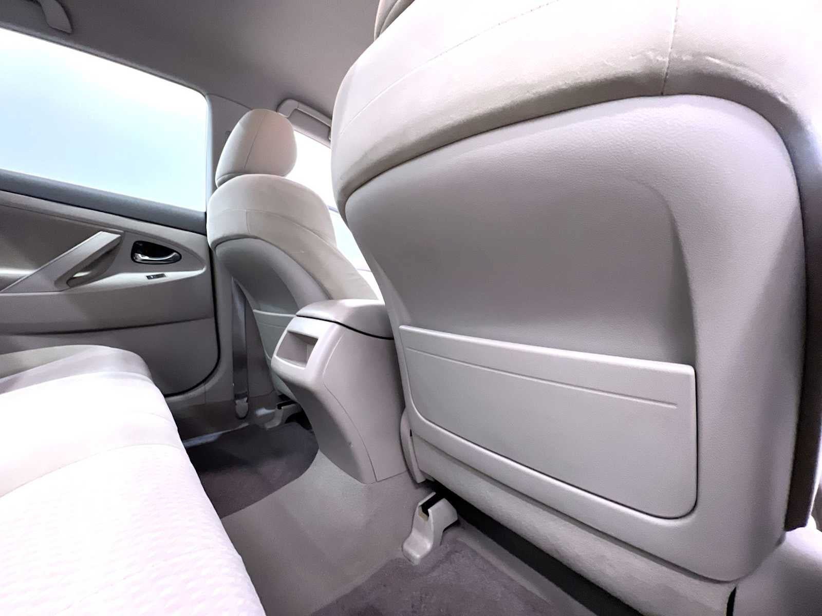 Used 2011 Toyota Camry LE w/ LE Extra-Value Pkg FWD image 37