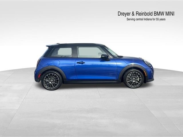 Used 2025 MINI Cooper S video 2