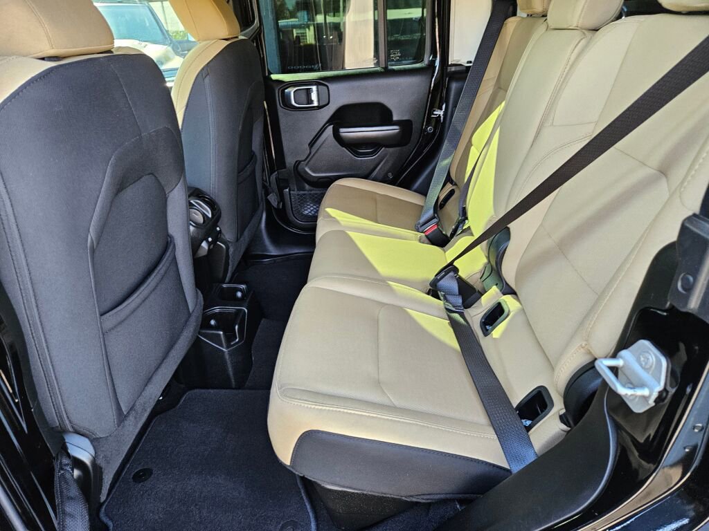 Used 2020 Jeep Gladiator Sport w/ Quick Order Package 24S image 14