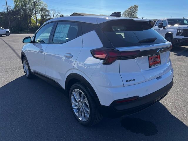 New 2027 Chevrolet Bolt LT w/ Comfort Package image 7