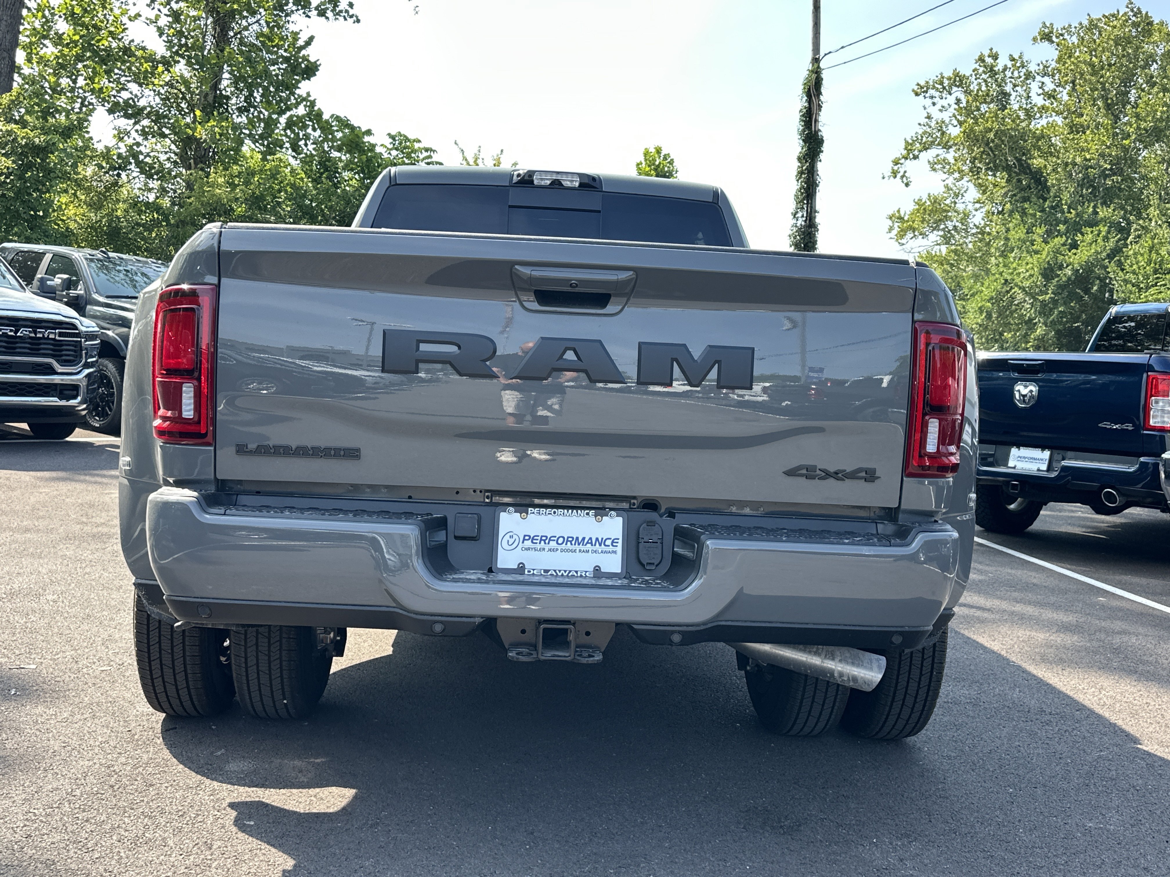 New 2026 RAM 3500 Laramie AWD/4WD image 18