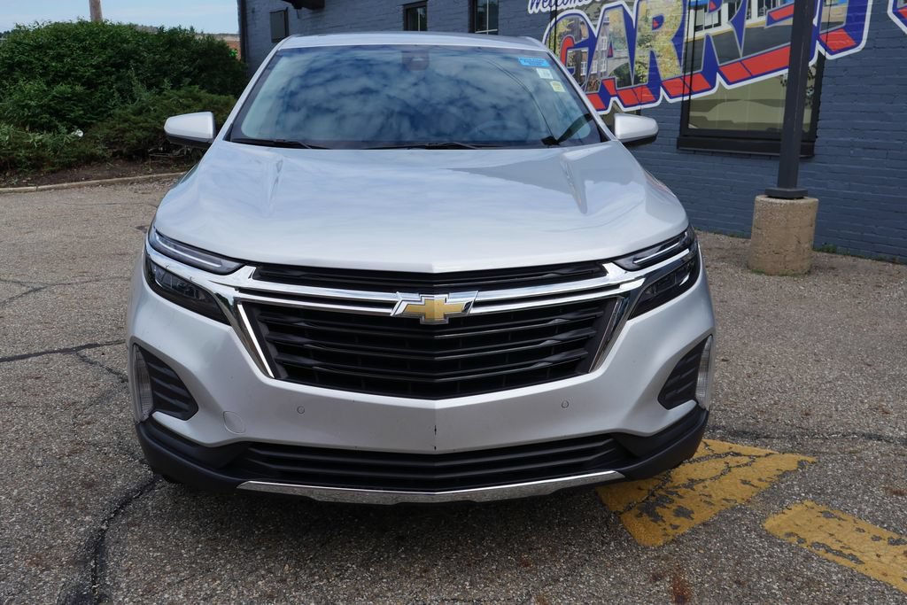 Used 2022 Chevrolet Equinox LT FWD image 2