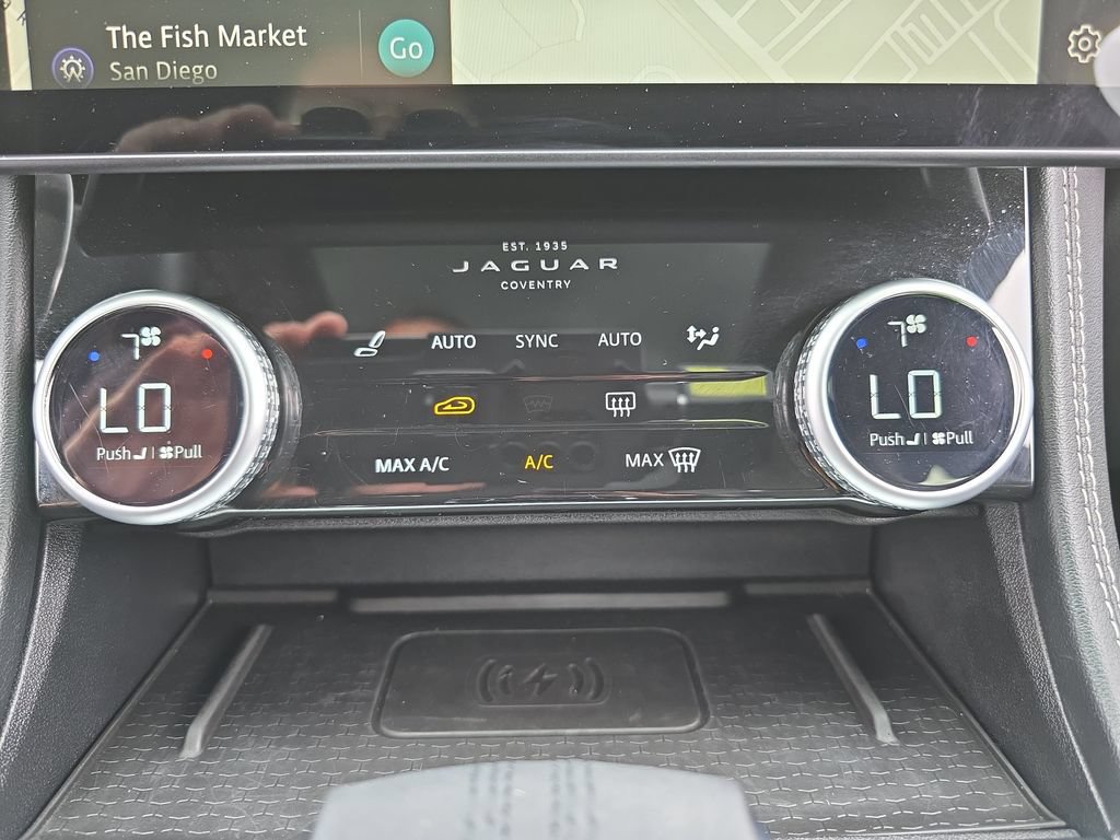 Certified 2025 Jaguar F-PACE R-Dynamic S AWD/4WD image 24