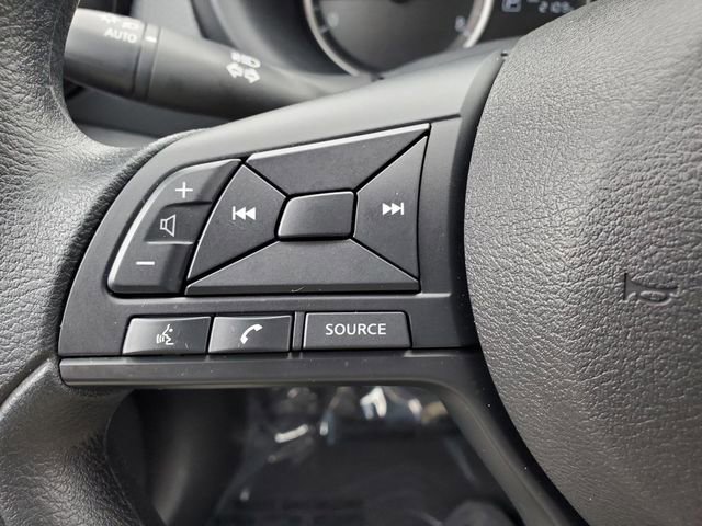 Certified 2025 Nissan Kicks Play S image 21