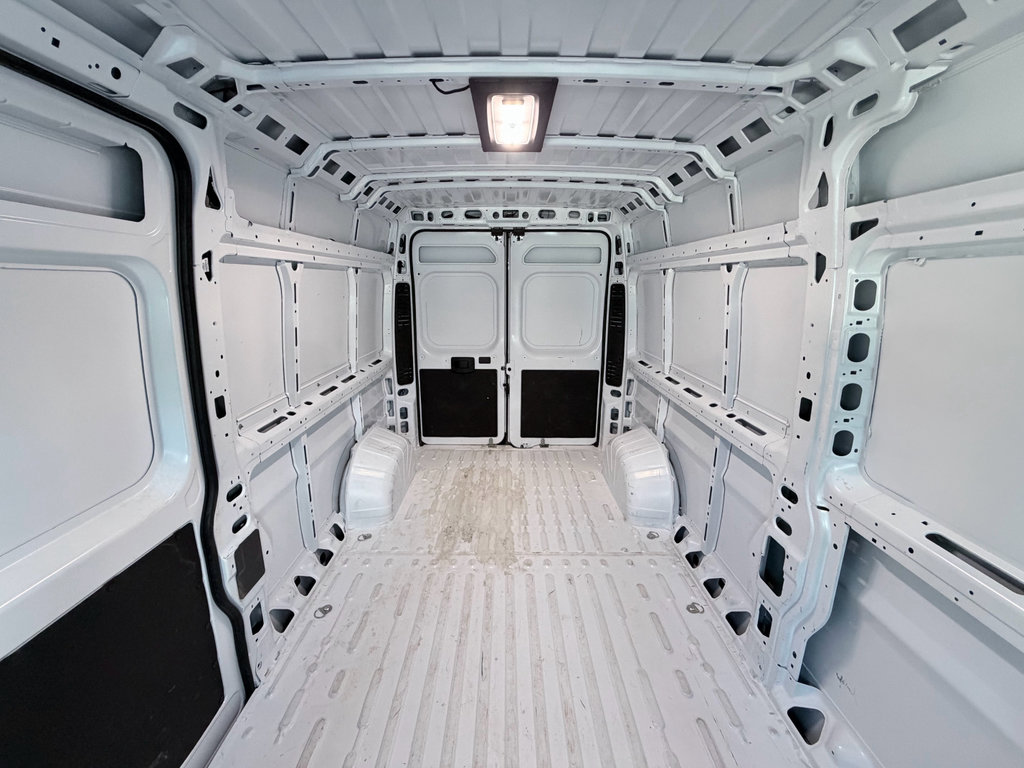 Used 2026 RAM ProMaster 2500 w/ Convenience Group FWD image 13