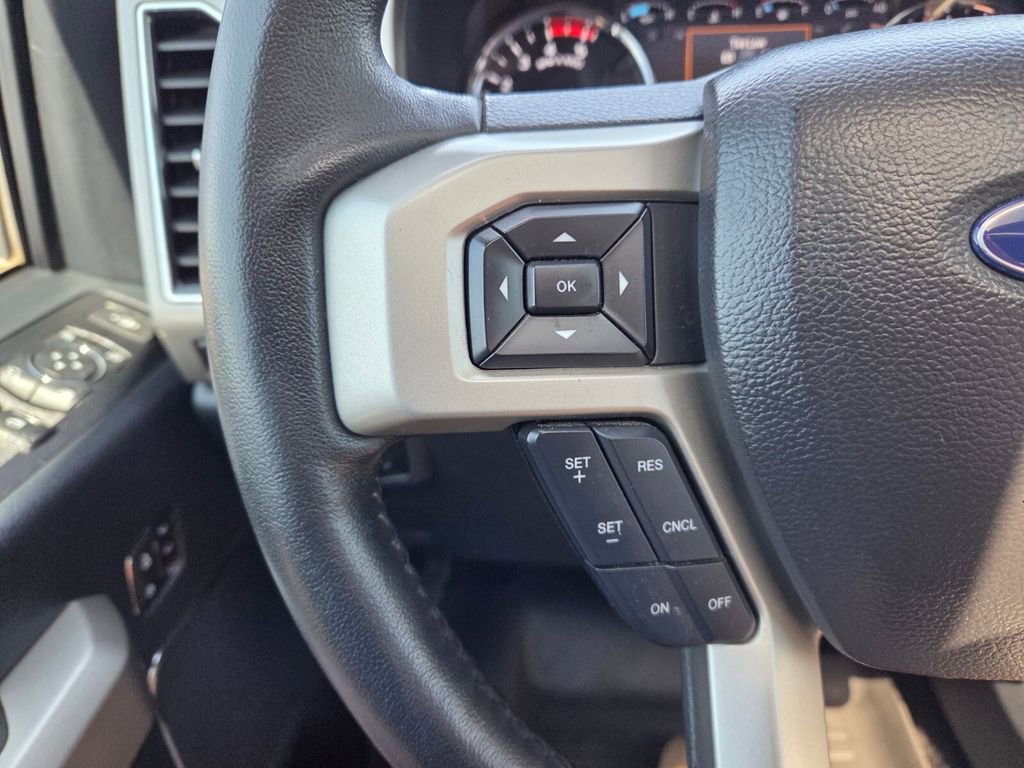 Used 2022 Ford F250 Lariat w/ Lariat Value Package image 33