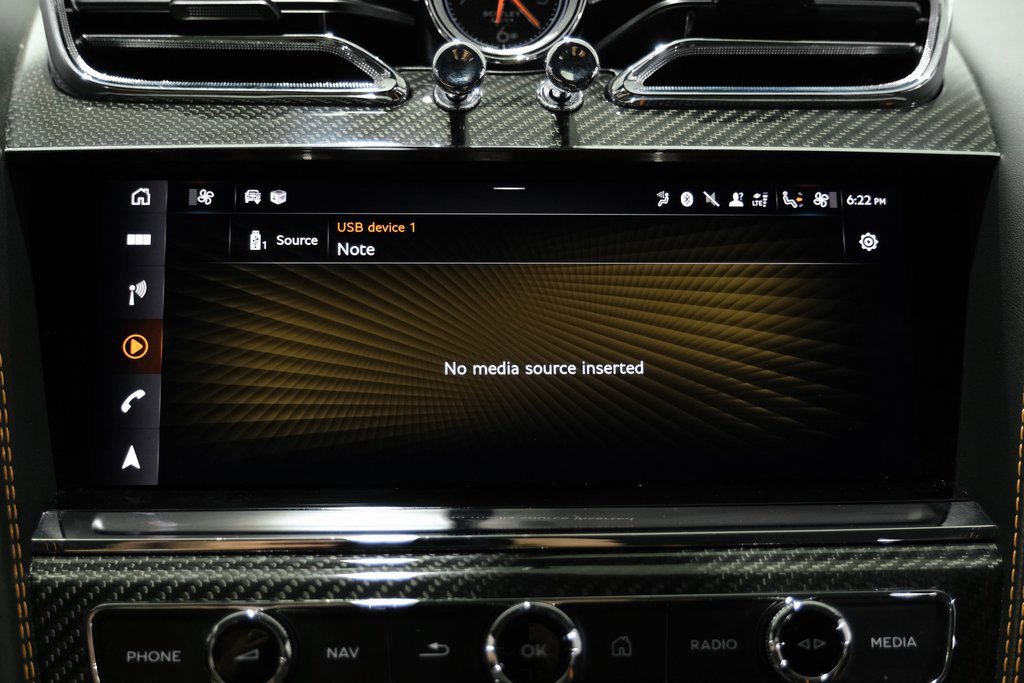 Used 2023 Bentley Bentayga Speed image 31