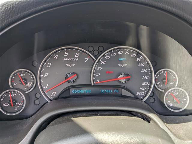 Used 2005 Chevrolet Corvette Convertible w/ Preferred Equipment Group image 17