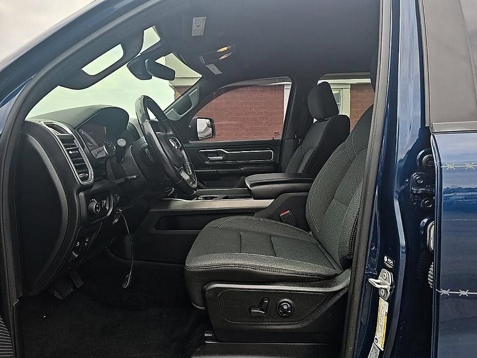 Used 2021 RAM 1500 Big Horn AWD/4WD image 14