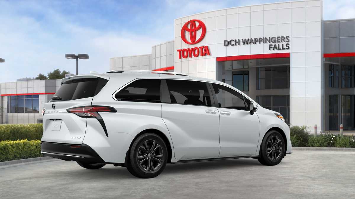 New 2026 Toyota Sienna Platinum AWD/4WD image 31