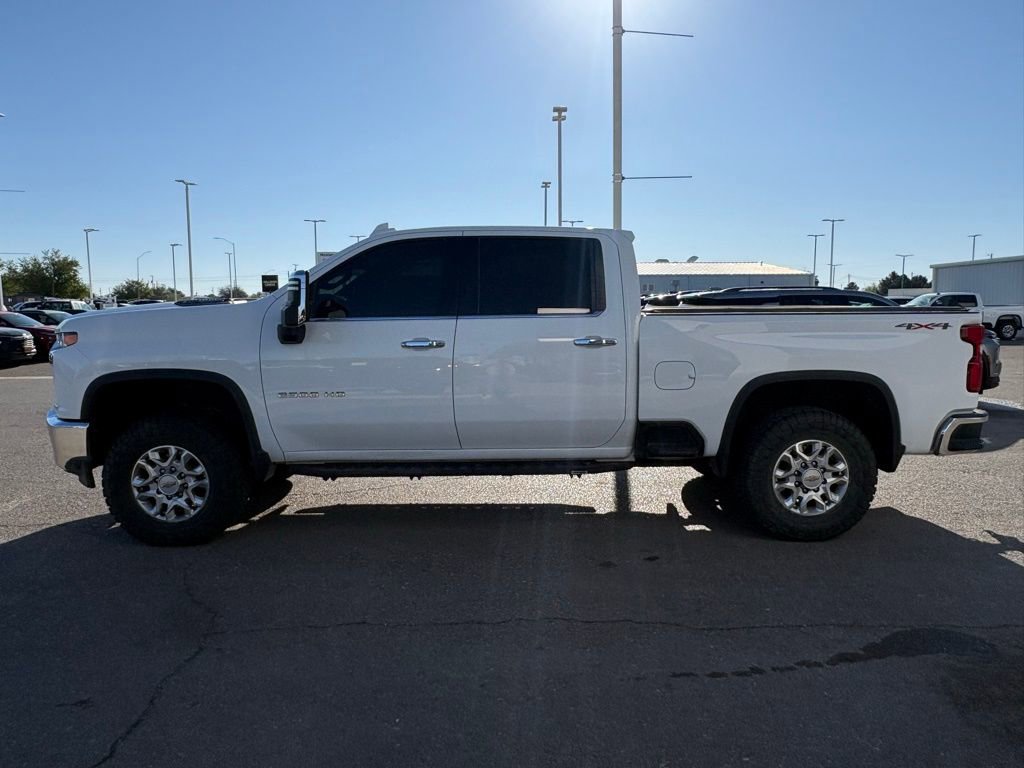 Used 2021 Chevrolet Silverado 2500 LTZ image 2