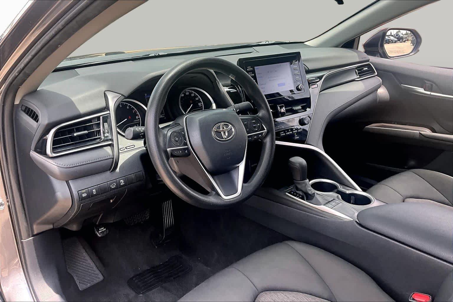 Used 2024 Toyota Camry LE FWD image 34