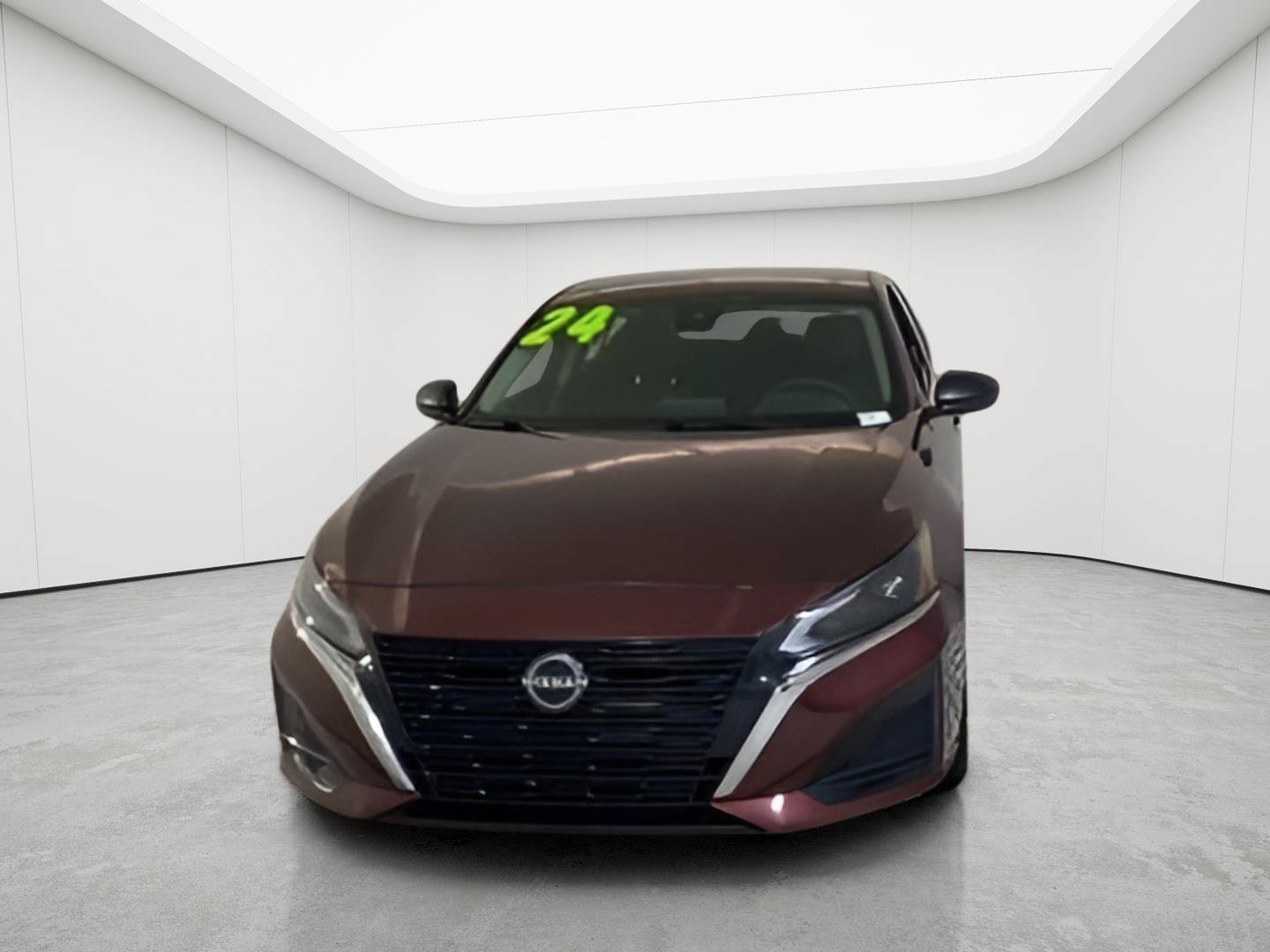 Used 2024 Nissan Altima 2.5 SV FWD image 6