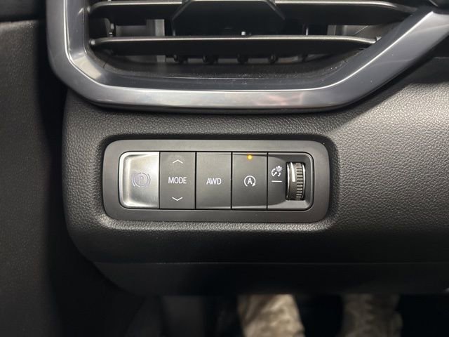 Used 2025 GMC Acadia AT4 image 45