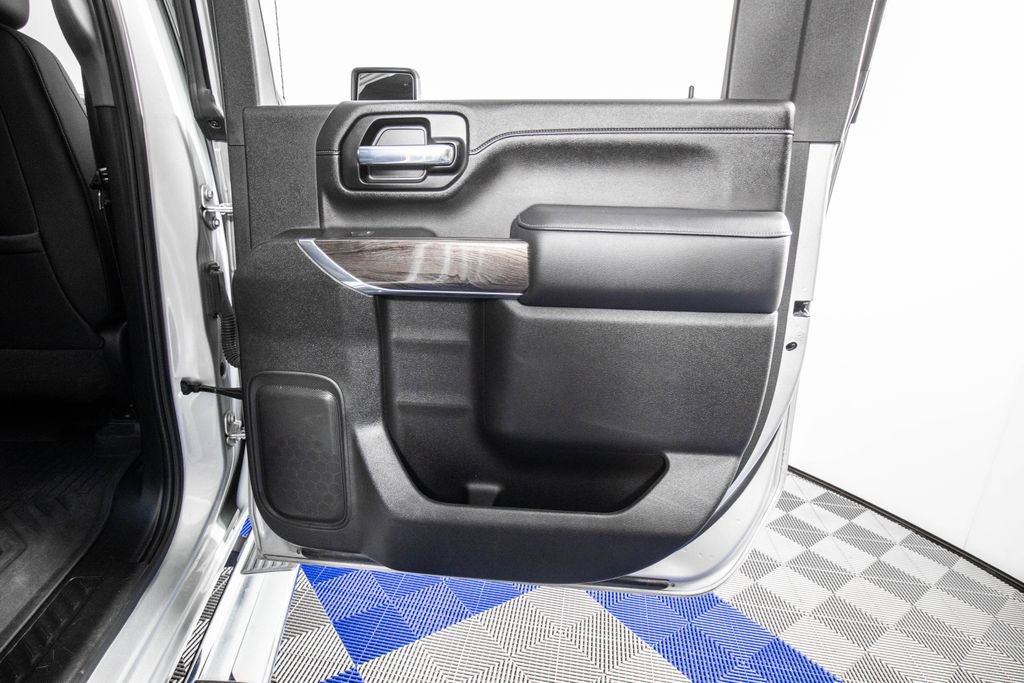 Used 2020 Chevrolet Silverado 2500 LTZ w/ LTZ Plus Package image 14