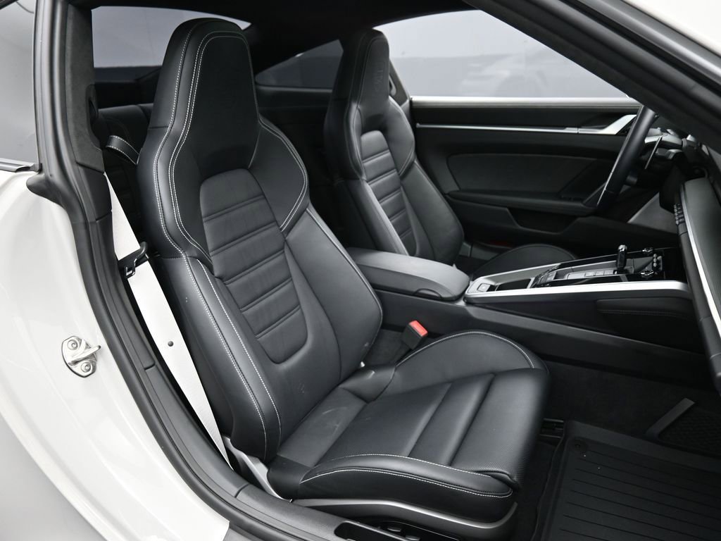 Certified 2021 Porsche 911 Turbo S AWD/4WD image 28