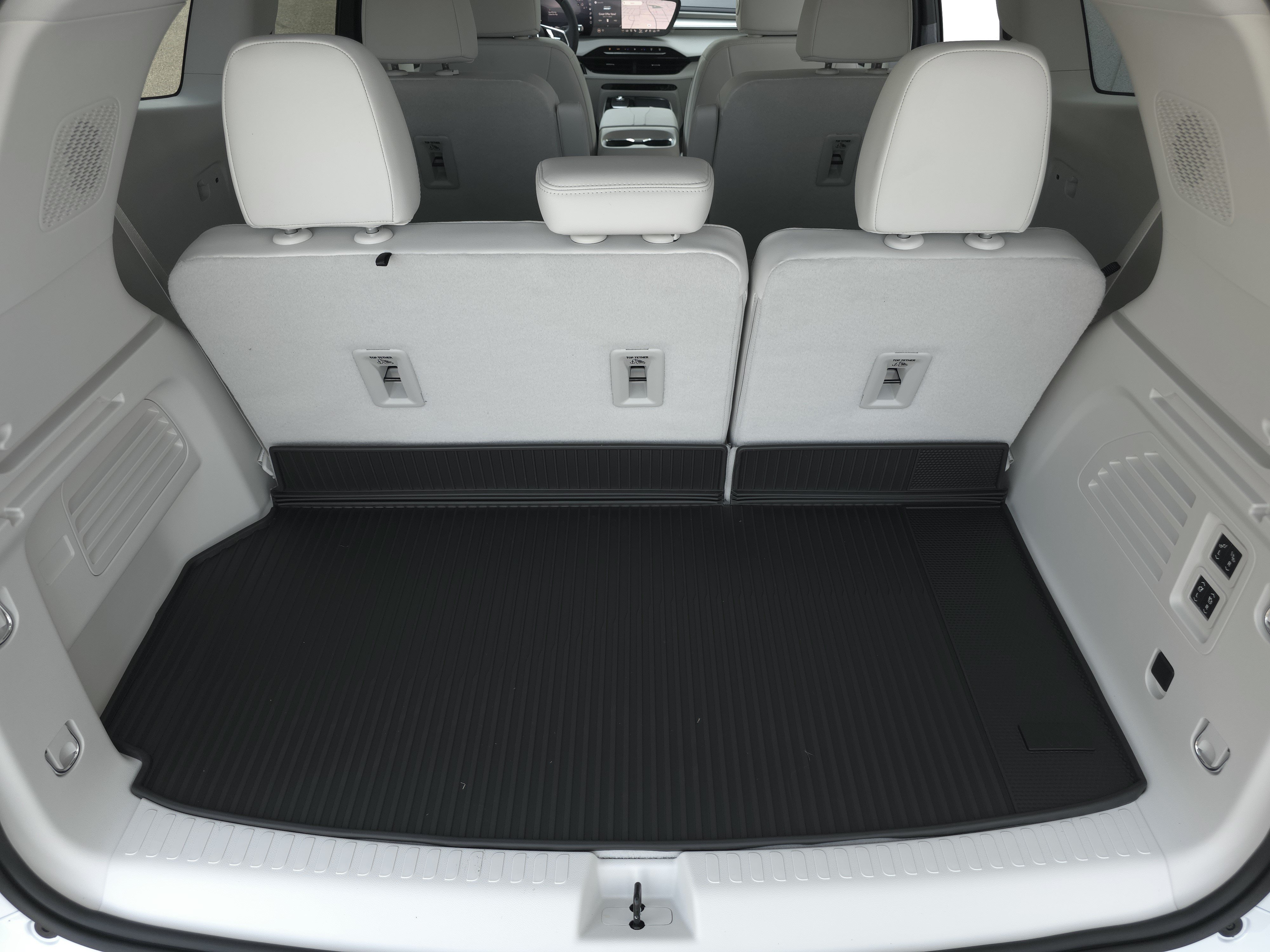 New 2027 Buick Enclave Avenir FWD image 41