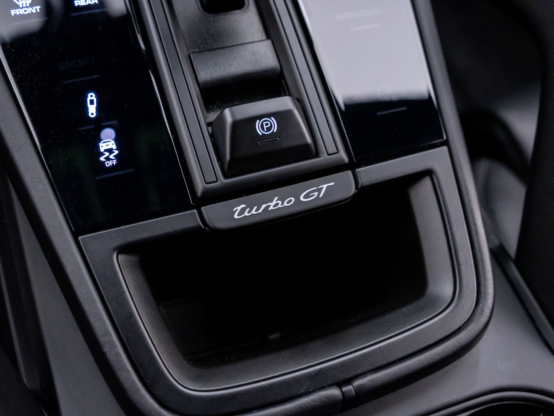 Certified 2022 Porsche Cayenne Turbo GT AWD/4WD image 24